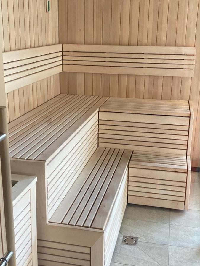Apartament Delux Ревал Екстериор снимка